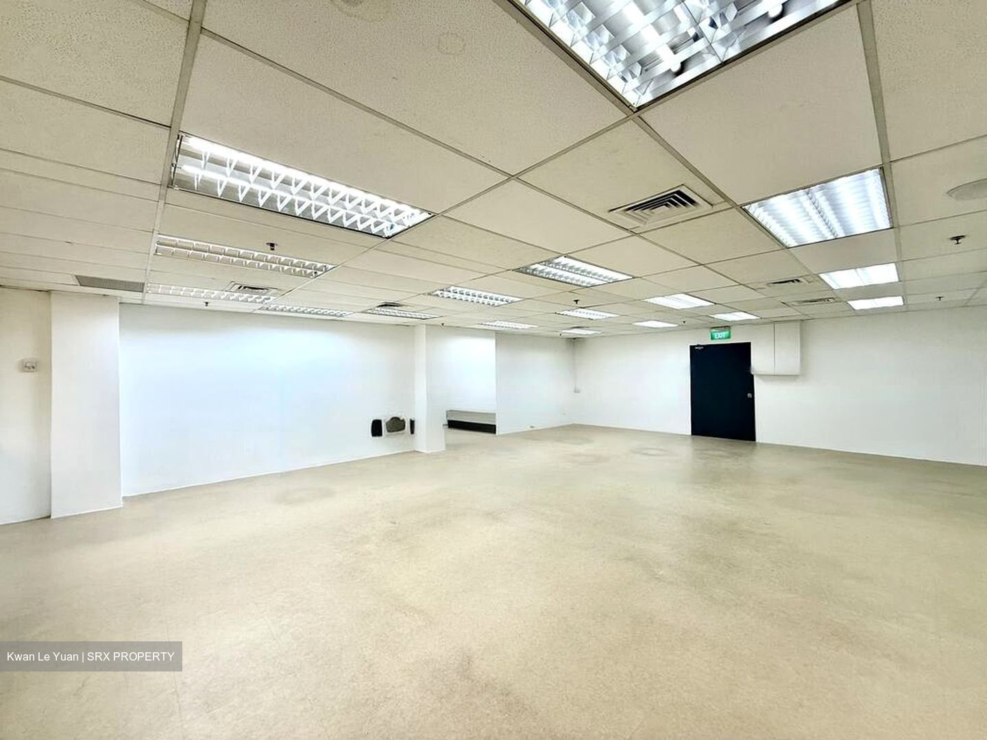 International Plaza (D2), Office #457615451